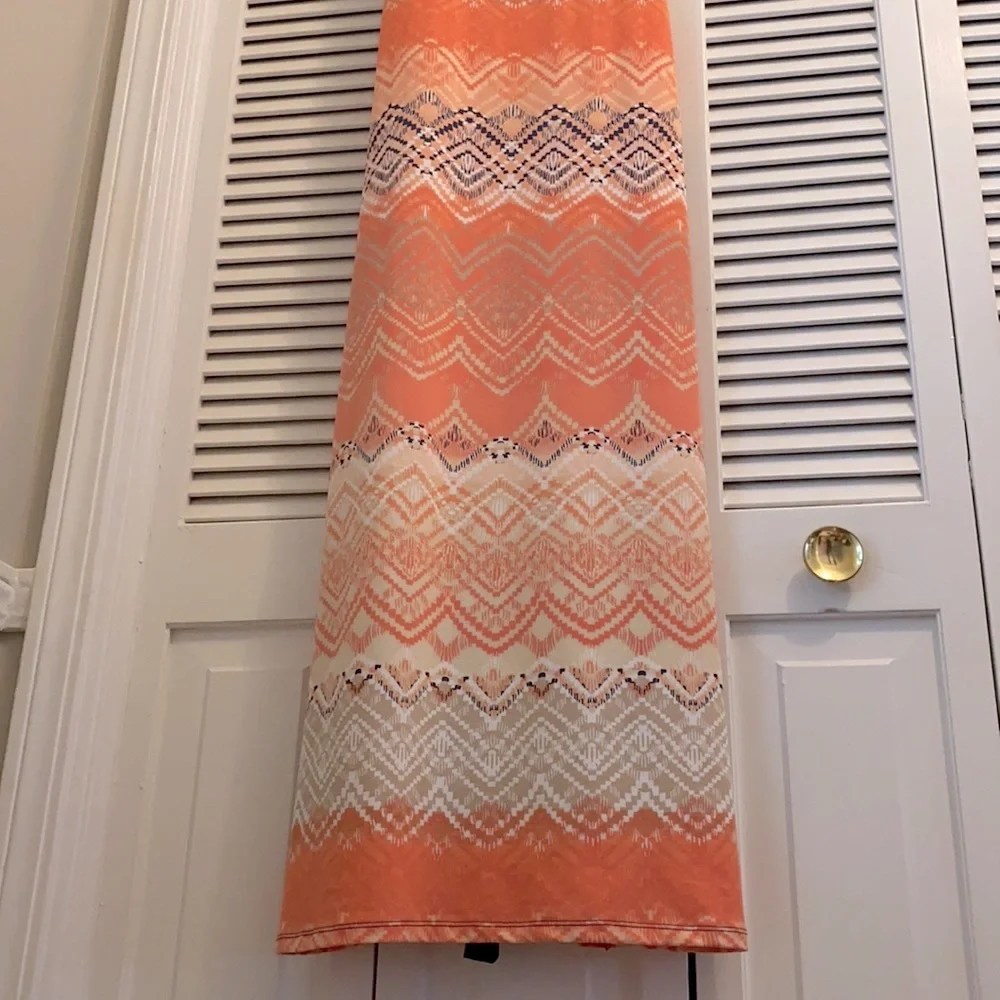 Emerald Sundae | Aztec Geo Print Lace-Up Back Boho Maxi Dress Coral/Navy Blue S - Picture 3 of 10